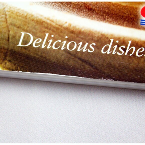 Favorite Recipes The Costco Way Cookbook First Edition 2007 Trade Paperback - Picture 7 of 9